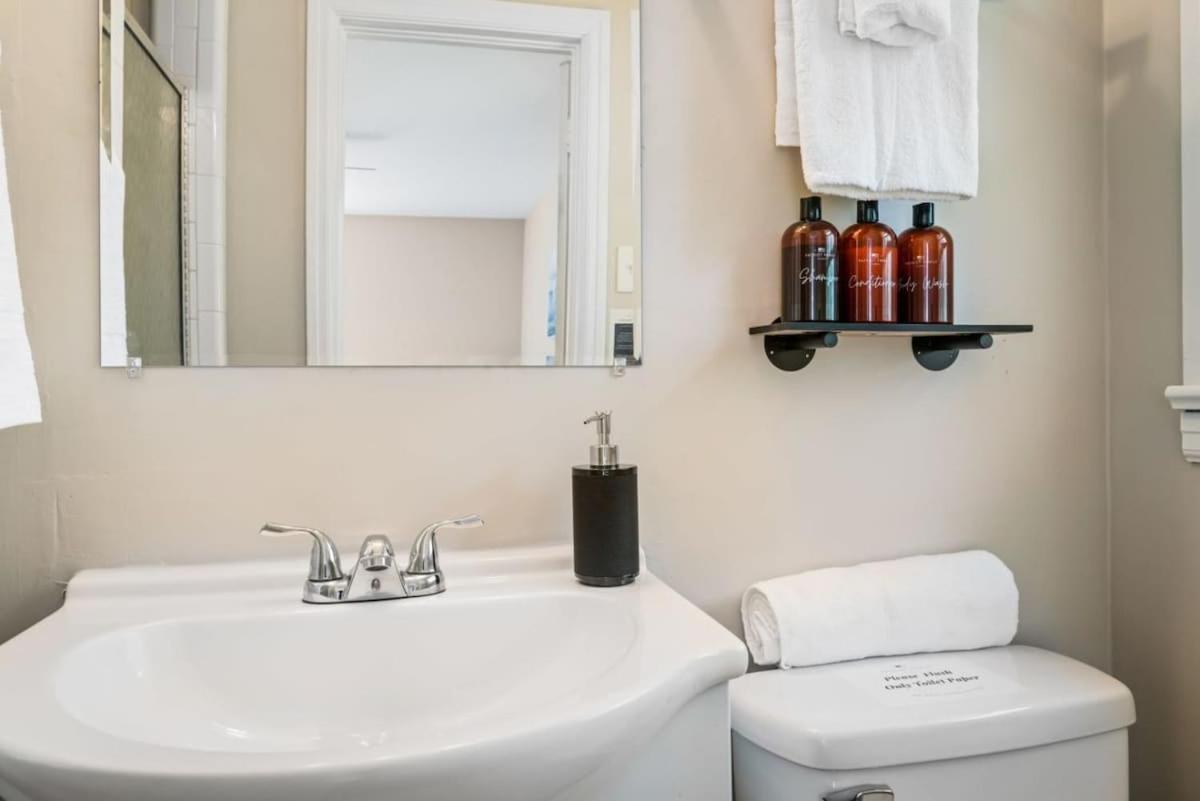 20 Mins To Downtown - Relaxing Rambler Villa Мобил Екстериор снимка